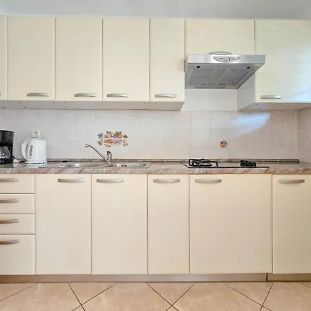 Apartamento Viola Three *